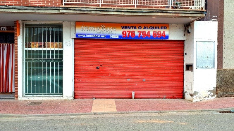 Gewerbliche Immobilie in Epila, Spain 415m², Nr. 66027
