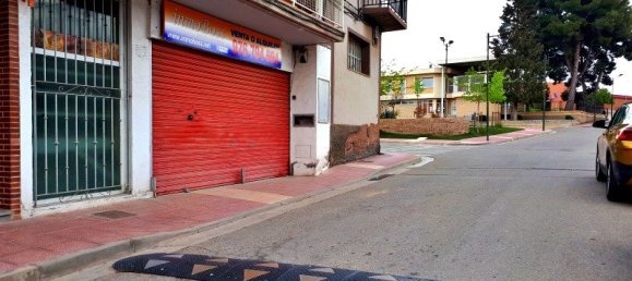 Gewerbliche Immobilie in Epila, Spain 415m², Nr. 66027 3