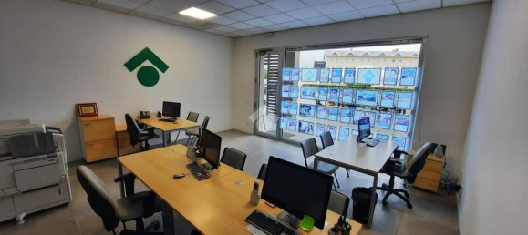 Apartamento de 2 dormitorios en Castegnato, Italy No. 273251 21