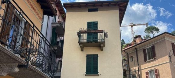 Apartamento de 2 dormitorios en Argegno, Italy No. 359719 3