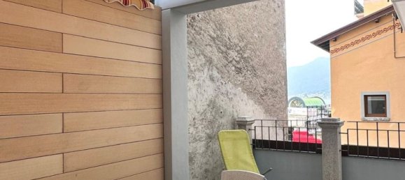 Apartamento de 2 dormitorios en Argegno, Italy No. 359719 24