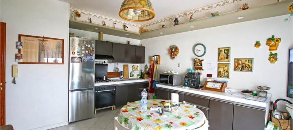 3 bedrooms Apartment in Syracuse, Italy No. 250114 10