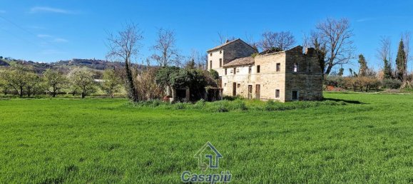 Casa de 2 dormitorios en Montegiorgio, Italy No. 170169 3