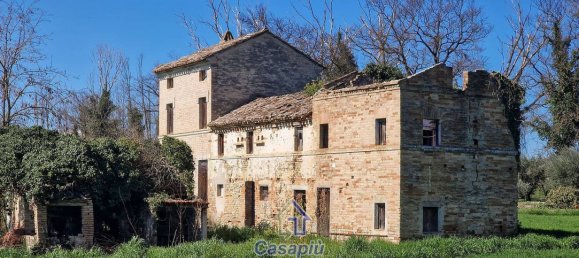 Casa de 2 dormitorios en Montegiorgio, Italy No. 170169 4
