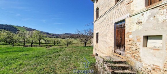 Casa de 2 dormitorios en Montegiorgio, Italy No. 170169 10