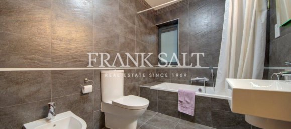 Apartamento de 2 dormitorios en Saint Julian's, Malta No. 4520 18