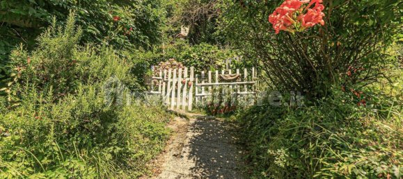 4 bedrooms Villa in Campomorone, Italy No. 302357 14