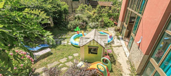 4 bedrooms Villa in Campomorone, Italy No. 302357 9