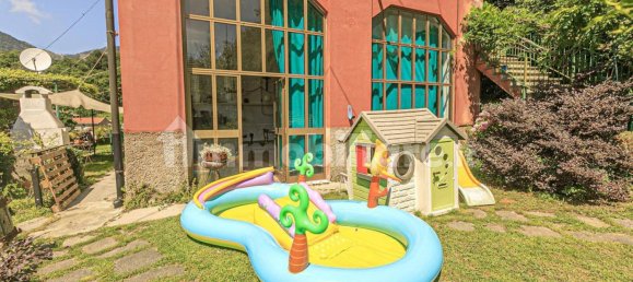 4 bedrooms Villa in Campomorone, Italy No. 302357 4