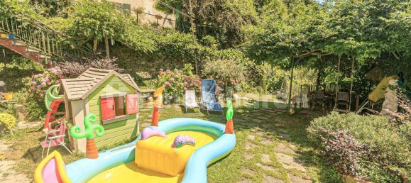 4 bedrooms Villa in Campomorone, Italy No. 302357 5