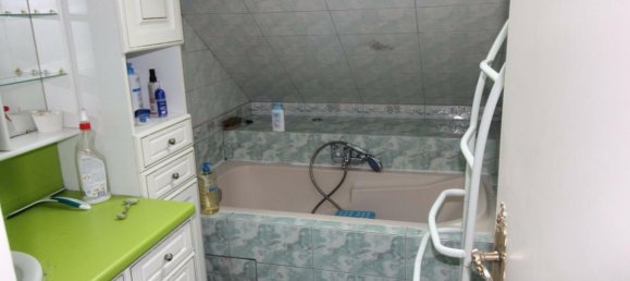 3 Schlafzimmer Doppelhaus in Evry, France, Nr. 299465 7