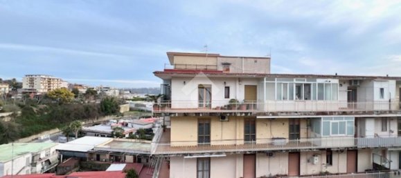 Apartamento de 2 dormitorios en Naples, Italy No. 318091 20