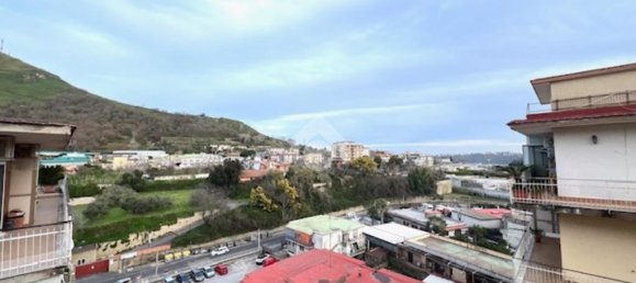 Apartamento de 2 dormitorios en Naples, Italy No. 318091 15