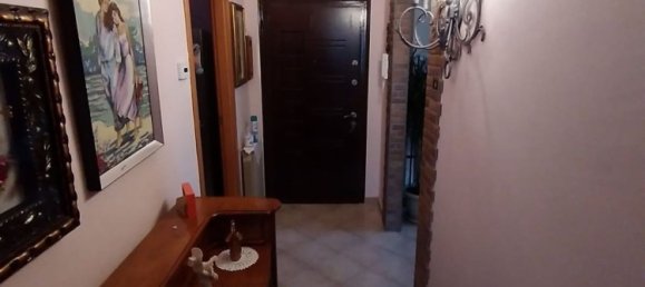 4 rooms Apartment in Carrara, Italy No. 47578 4