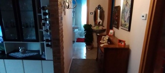 4 rooms Apartment in Carrara, Italy No. 47578 6