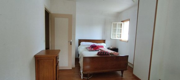 Casa de 3 dormitorios en Champillet, France No. 71914 34