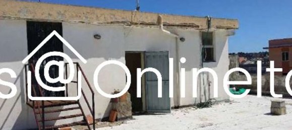 Квартира с 4 комнатами в Аугуста, Италия № 43255 9