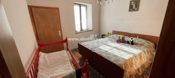 2-salle Appartement à Garniga Terme, Italy No. 28254 2