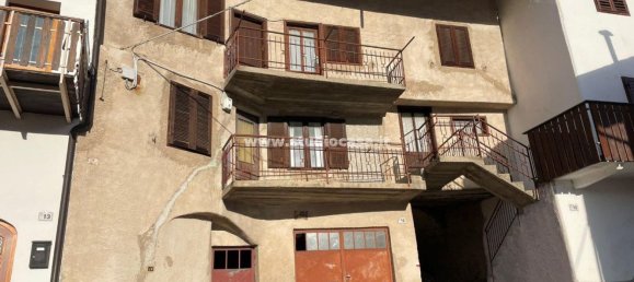 2-salle Appartement à Garniga Terme, Italy No. 28254 5