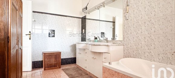 Villa de 5 dormitorios en Pia, France No. 336148 11