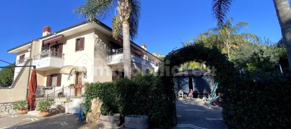 4 غرف نوم فيلا في Sperlonga, Italy رقم 47770 2