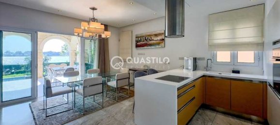 5 bedrooms Villa in Limassol, Cyprus No. 84217 8