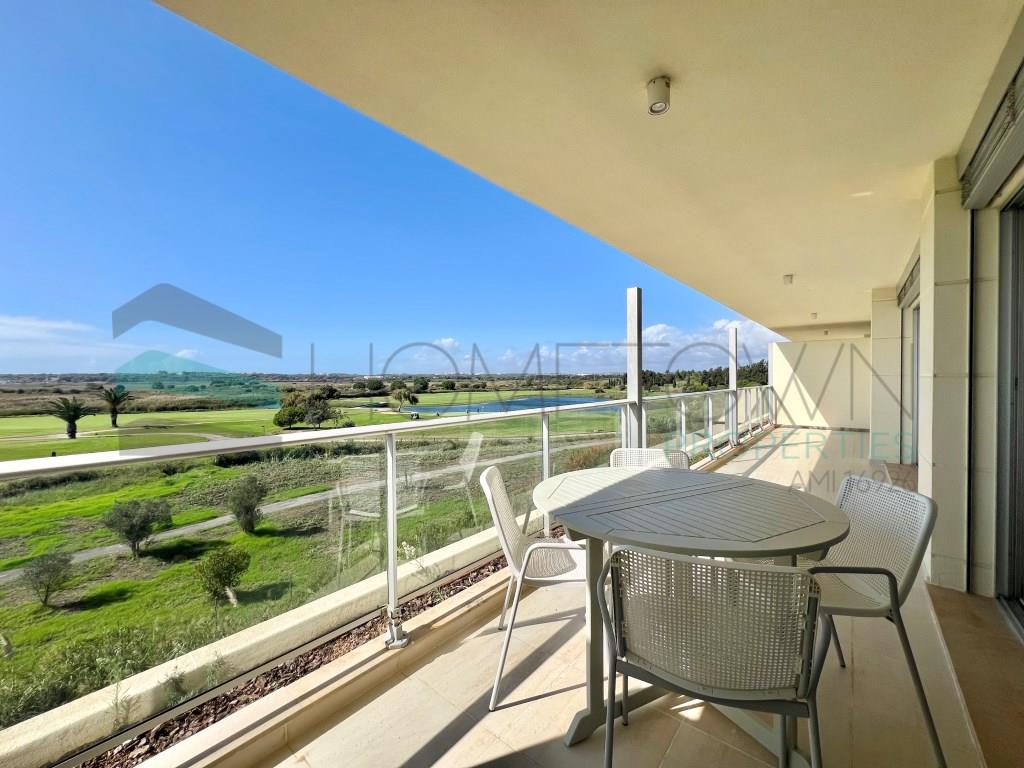 2 bedrooms Hotel in Quarteira, Portugal No. 234524