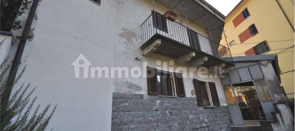 2 bedrooms House in Villadossola, Italy No. 130136 3