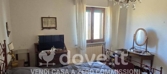 3-salle Penthouse à Montepulciano, Italy No. 26300 30