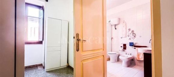 Casa de 6 dormitorios en Tula, Italy No. 362584 20