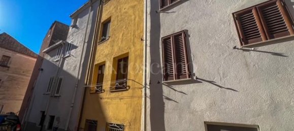 Casa de 6 dormitorios en Tula, Italy No. 362584 44