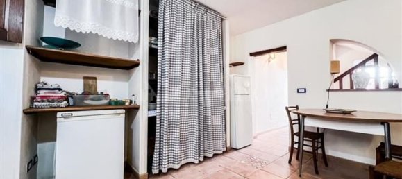 Casa de 6 dormitorios en Tula, Italy No. 362584 2