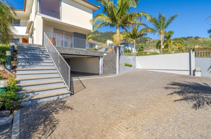 5 غرف نوم تاون هاوس في Calheta, Portugal رقم 135264