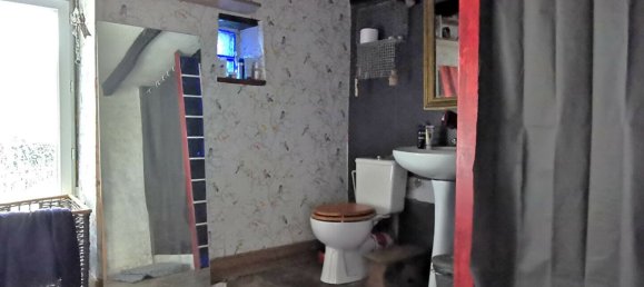 3 bedrooms House in Mayenne, France No. 357801 11