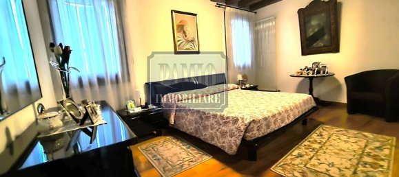 5 bedrooms House in Trevignano, Italy No. 328849 14