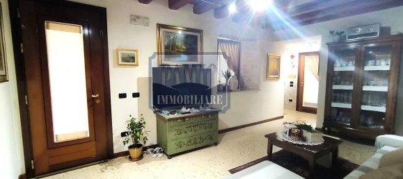 5 bedrooms House in Trevignano, Italy No. 328849 6