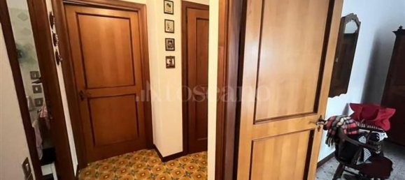 Квартира с 6 комнатами в Рим, Италия № 44892 15