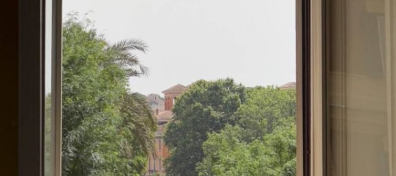 5 bedrooms Apartment in Rome, Italy No. 130904 26