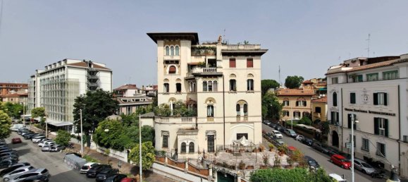 5 bedrooms Apartment in Rome, Italy No. 130904 6