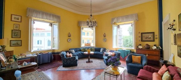 5 bedrooms Apartment in Rome, Italy No. 130904 9