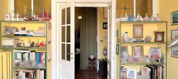 5 bedrooms Apartment in Rome, Italy No. 130904 16