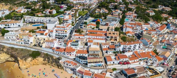 4 bedrooms House in Lagoa, Portugal No. 134796 23