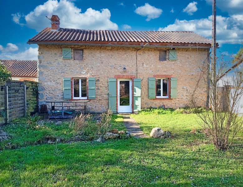 2 chambres Maison à Esse, France No. 104908