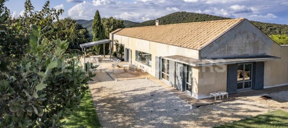 4 bedrooms Villa in Manciano, Italy No. 127216 3