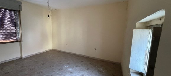 5 Schlafzimmer Haus in Montoro, Italy, Nr. 322545 21