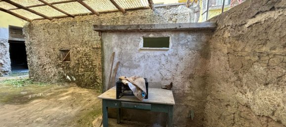 5 Schlafzimmer Haus in Montoro, Italy, Nr. 322545 25