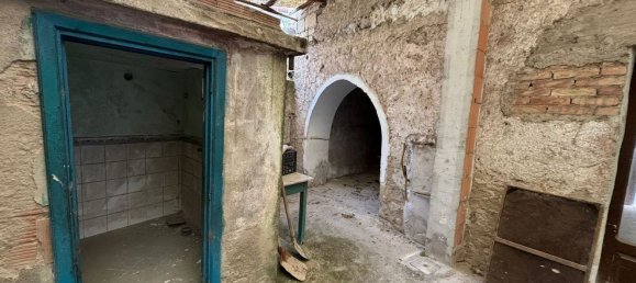 5 Schlafzimmer Haus in Montoro, Italy, Nr. 322545 15