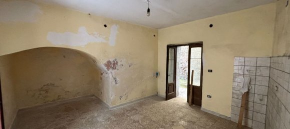 5 Schlafzimmer Haus in Montoro, Italy, Nr. 322545 11