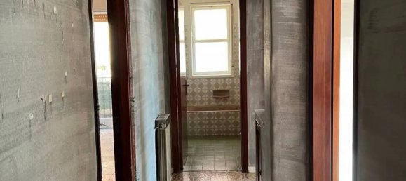 3-salle Appartement à Biancavilla, Italy No. 84219 21