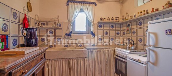 2 bedrooms House in Piegaro, Italy No. 128094 4